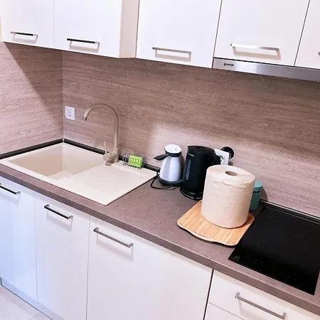 Aerodrom アパート