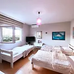 Aerodrom Apartament *
