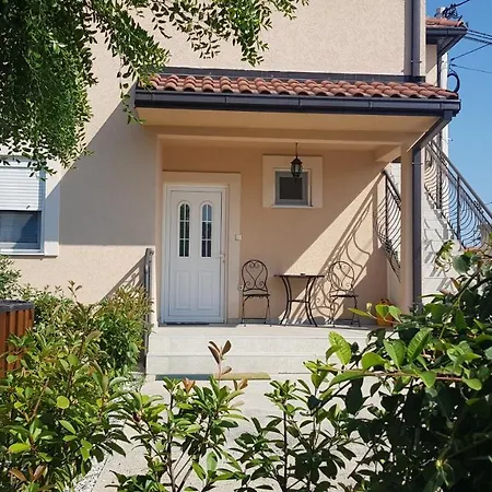 Apartment Aerodrom Podgorica