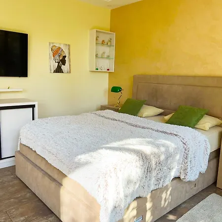 Aerodrom Apartment *