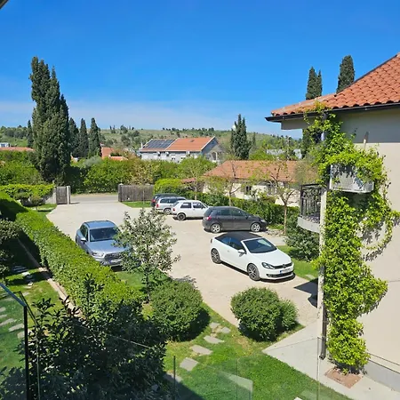 Апартаменты Aerodrom Подгорица