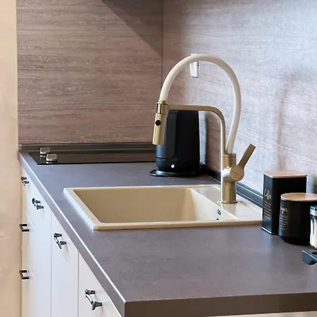 Aerodrom Апартаменты *